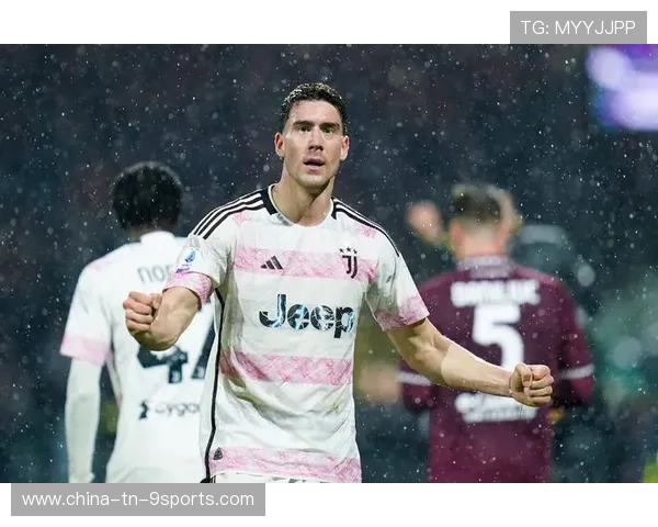 尤文弗拉霍维奇精准抢点锁定三分绝杀